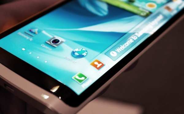I nuovi smartphone avranno lo schermo flessibile